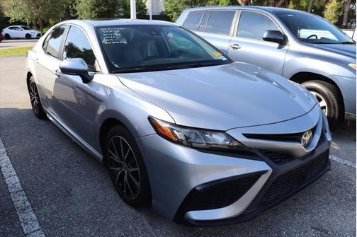 2021 Toyota Camry SE