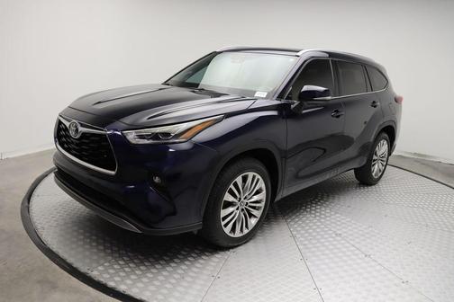 2023 Toyota Highlander Platinum