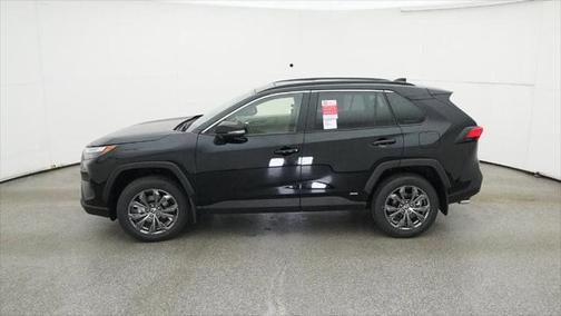 2025 Toyota RAV4 Hybrid XLE Premium