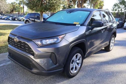 2022 Toyota RAV4 LE