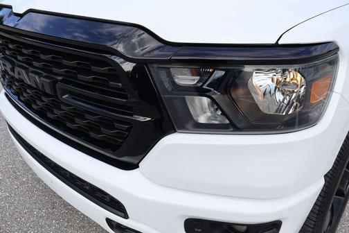 Bright White Clearcoat 2024 RAM 1500 Big Horn/Lone Star