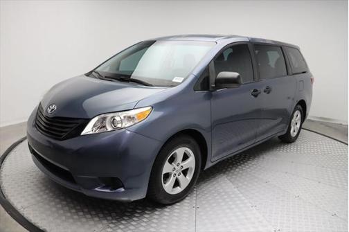 2015 Toyota Sienna L