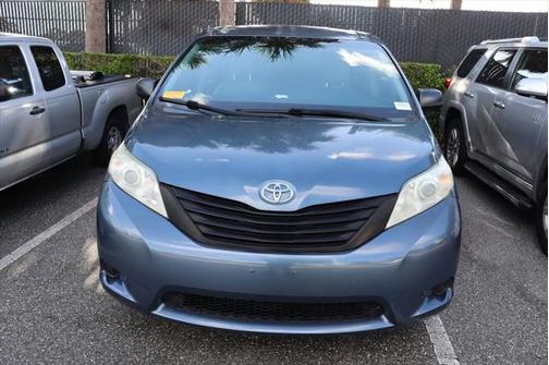 2015 Toyota Sienna L