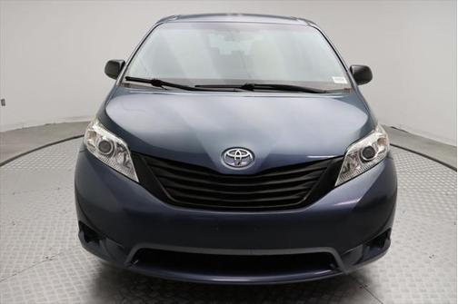 2015 Toyota Sienna L