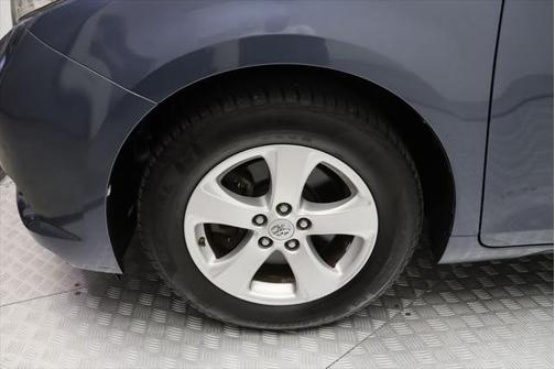 2015 Toyota Sienna L