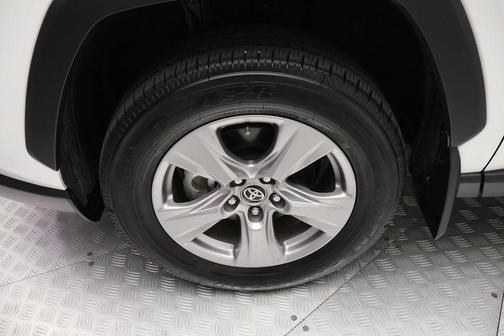 Ice Cap 2025 Toyota RAV4 XLE