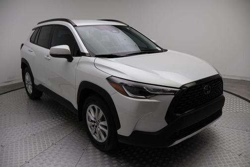 2024 Toyota Corolla Cross LE