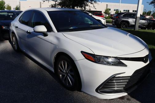 2022 Toyota Camry LE