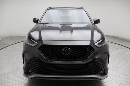 2025 Toyota Highlander XSE