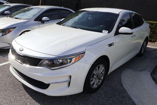 Snow White Pearl 2016 Kia Optima LX