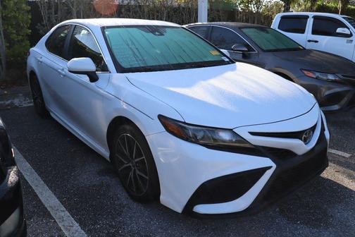 2021 Toyota Camry SE