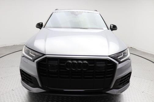 2021 Audi Q7 55 Premium Plus