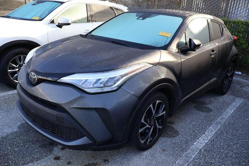 2022 Toyota C-HR XLE