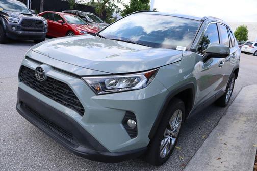2021 Toyota RAV4 XLE Premium