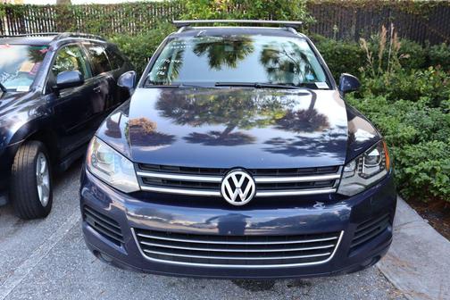 2012 Volkswagen Touareg TDI Sport