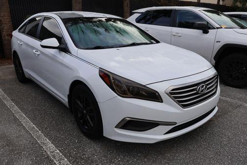 2016 Hyundai SONATA SE