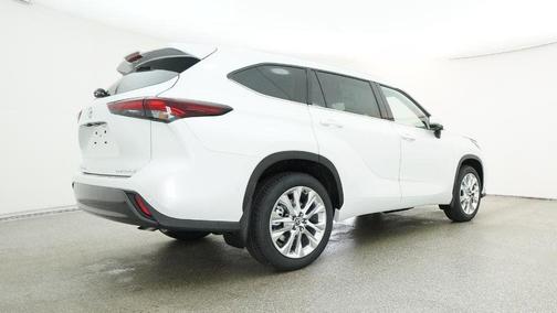 2026 Toyota Highlander Limited