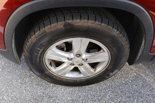 Crimson Metallic 2021 Chevrolet Trax LT