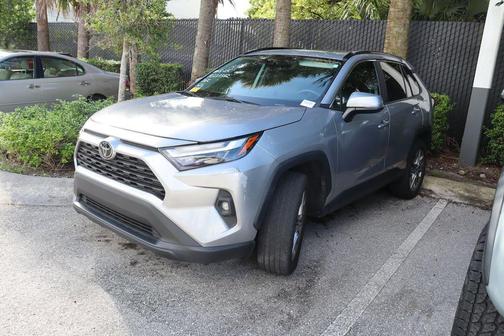 2023 Toyota RAV4 XLE Premium