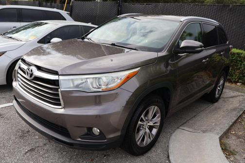 Predawn Gray Mica 2015 Toyota Highlander XLE