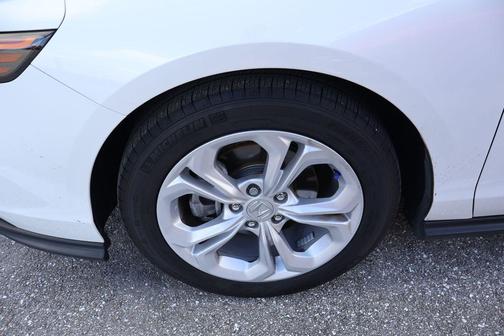 2025 Honda Accord LX 1.5T