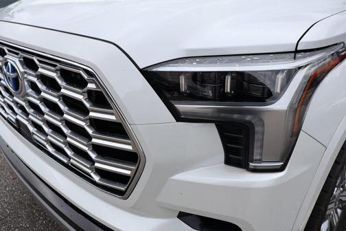 2023 Toyota Sequoia Capstone