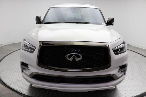 2024 INFINITI QX80 SENSORY AWD