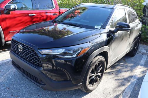 2023 Toyota Corolla Cross LE
