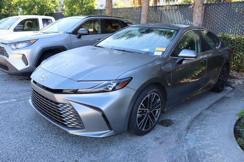 2025 Toyota Camry XLE