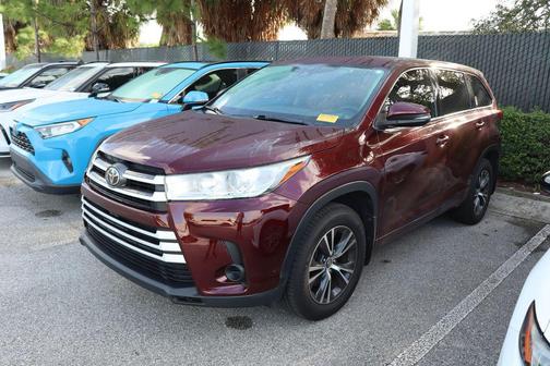 2017 Toyota Highlander LE