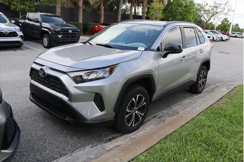 2019 Toyota RAV4 LE