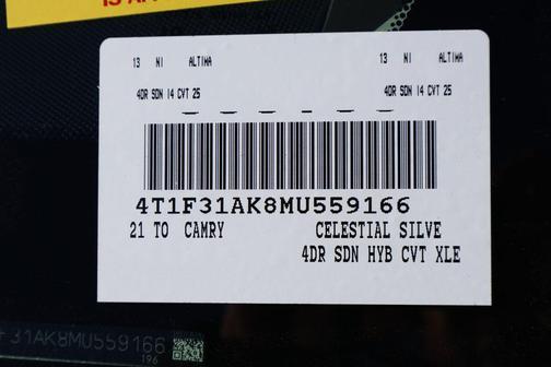 2021 Toyota Camry Hybrid XLE