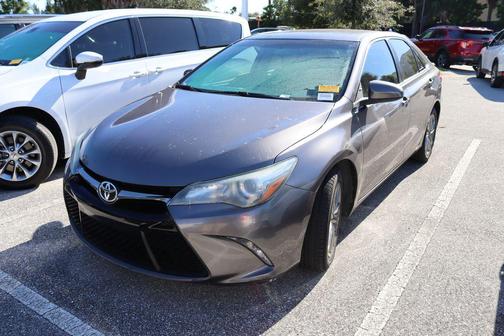 2016 Toyota Camry SE