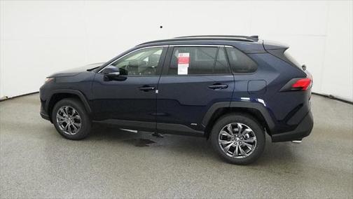 2025 Toyota RAV4 Hybrid XLE Premium