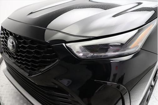 2024 Toyota Highlander XSE