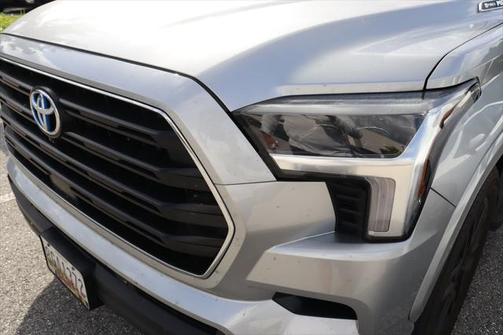 2024 Toyota Sequoia SR5