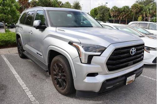 2024 Toyota Sequoia SR5