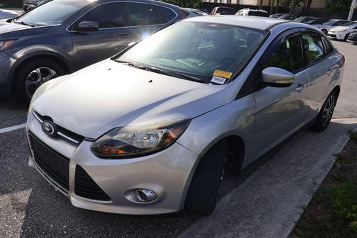 INGOT SILVER METALLIC 2014 Ford Focus SE