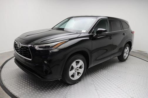 2021 Toyota Highlander LE