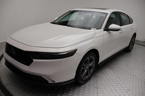 Platinum White 2024 Honda Accord EX