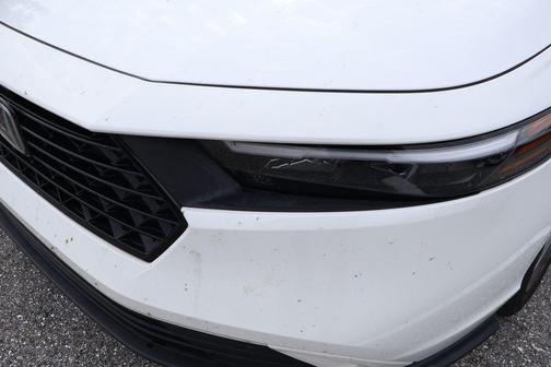 Platinum White 2024 Honda Accord EX