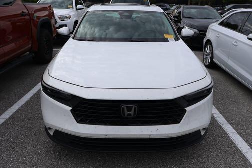 Platinum White 2024 Honda Accord EX