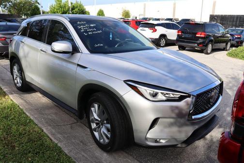 2021 INFINITI QX50 LUXE