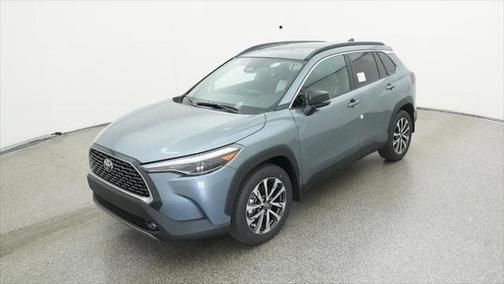 2025 Toyota Corolla Cross XLE