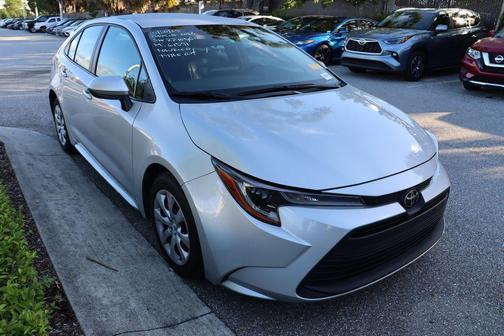 2024 Toyota Corolla LE
