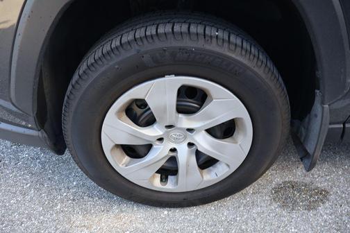 Magnetic Gray Metallic 2025 Toyota RAV4 LE