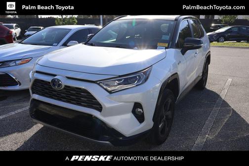2021 Toyota RAV4 Hybrid SE