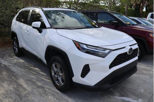 2023 Toyota RAV4 XLE