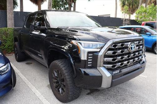 2023 Toyota Tundra Hybrid Platinum