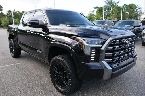 2023 Toyota Tundra Hybrid Platinum